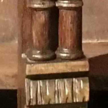 acercamiento de las columnas gemelas Trinchador Belga (el Cazador) 