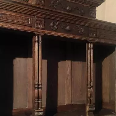 parte interna del mueble ( incluye repisa ) Trinchador Belga (el Cazador) 