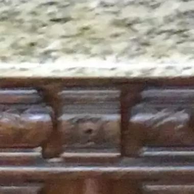 superficie del trinchador ( granito ) Trinchador Español (los Conquistadores) 