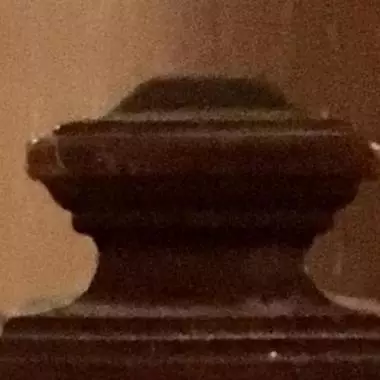parte superior de la columna de la piecera CAMA VICTORIANA (1880 Al 1890 )