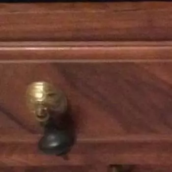 vista total de los cajones parte inferior Tocador East- Lacke Victoriano