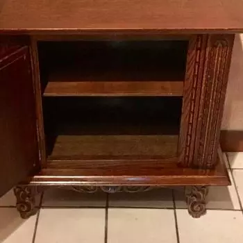 aqui se ve a detalle la parte interna del burro con su respectivo divicionIMG_1251.jpg Buros Franceses ( De Roble ) 