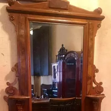 Aspecto general del tocador victoriano Tocador East- Lacke Victoriano