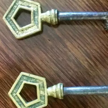 juego de llaves de librero ( frances . (breton ) Librero Breton ( Corona Decorativa)