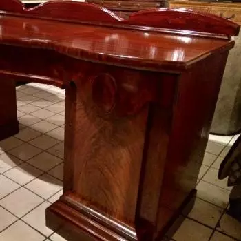 aspecto general del mueble Bufetero/ Escritorio Ingles (1890 1900) 