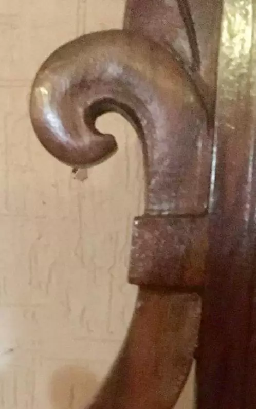 Tocador East- Lacke Victoriano 