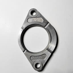 SOPORTE O SEPARADOR DE ARBOL DE LEVAS CUMMINS M11 Cummins 3896335 3896335