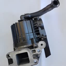 BASE DE FILTRO CENTRIFUGO DE ACEITE Detroit EA4720108262 EA4720108262