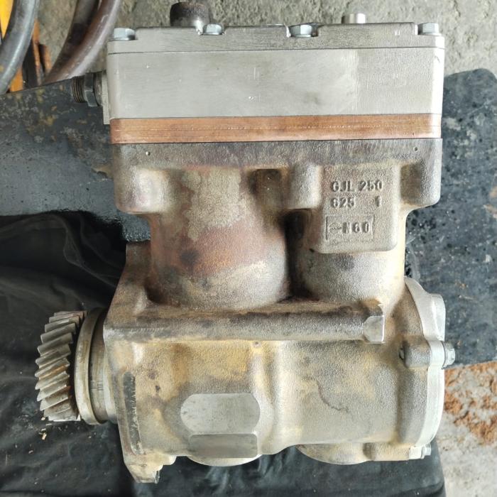 Compresor De Aire Wabco Para Mercedes-benz WABCO COMPRESOR DOBLE PISTON OM 457-460 OEM A4571304715 